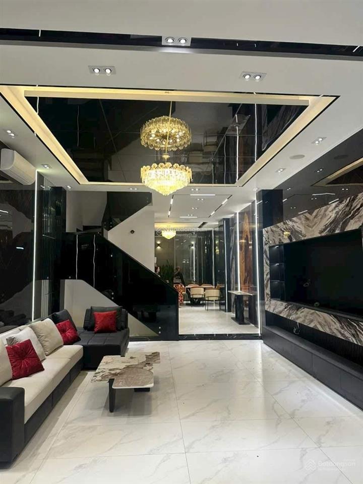 Gia đình cần bán nhà đinh công tráng  quận 1 cho thuê 27tr/th gần chợ tân định dt 73,1m2