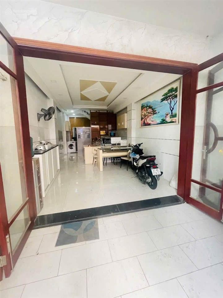Bán nhà nhiêu tứphú nhuận gần siêu thị coop mart phú nhuận 58,8m2 giá 2ỷ450 còn tl, cho thuê 20tr