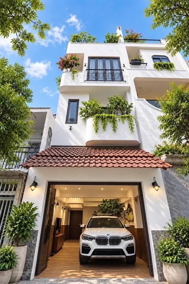 Nhà đẹp đường đỗ thị lờiquận 3 gần công viên lê thị riêng giá 3tỷ9, dt 50m2 đang cho thuê 18tr/th