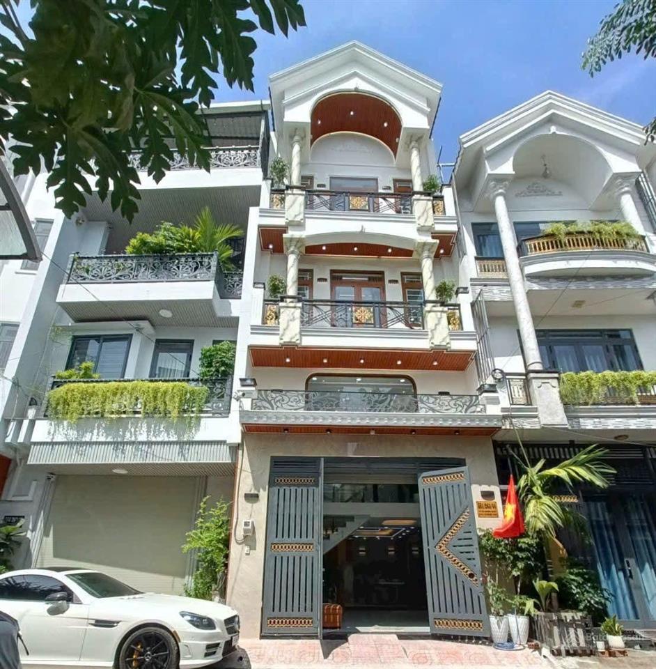 Nhà cho thuê nguyên căn 20tr/th, đường lò siêuquận 11 giá 3tỷ39 dt 73m2 gần thpt nam kỳ khởi nghĩa