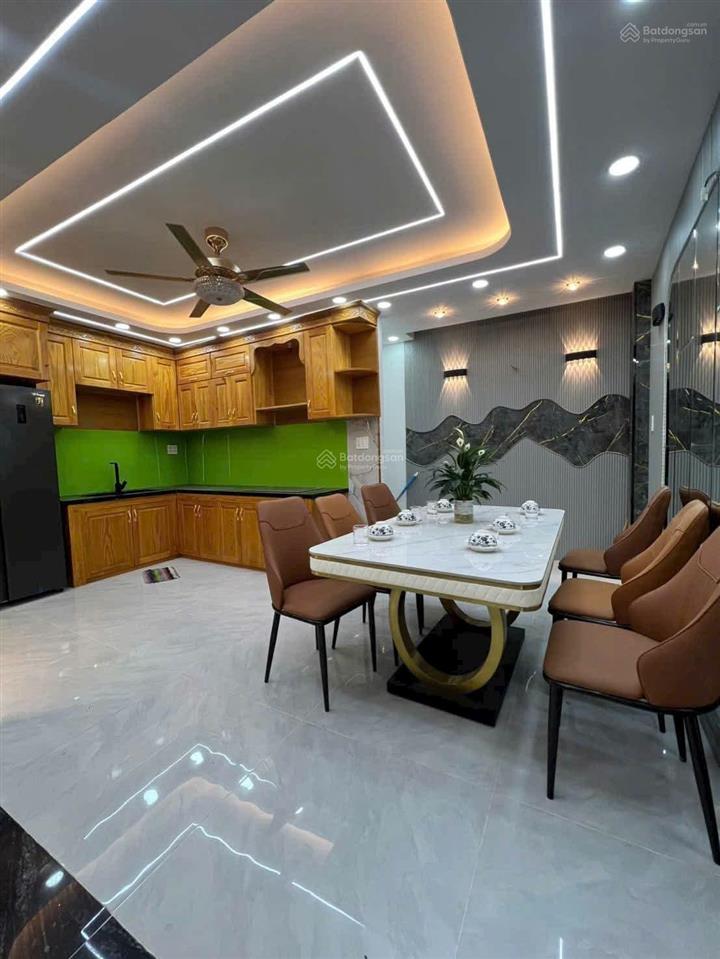 Nhà cho thuê nguyên căn 20tr/th, đường lò siêuquận 11 giá 3tỷ39 dt 73m2 gần thpt nam kỳ khởi nghĩa