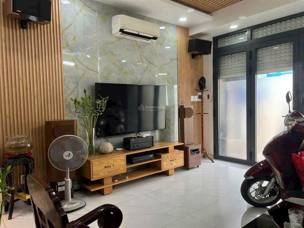 Nhà đang kinh doanh 23tr/th, mt dương quảng hàmgò vấp gần sát siêu thị emart dtcn 60m2 giá 3tỷ990