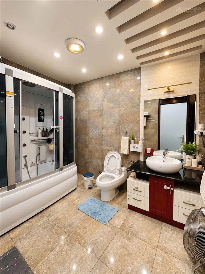8án nhà 3 tấm đường huỳnh khương ninhquận1 giá 5tỷ25 gần công viên lê văn tám 62,4m2 cho thuê 30tr