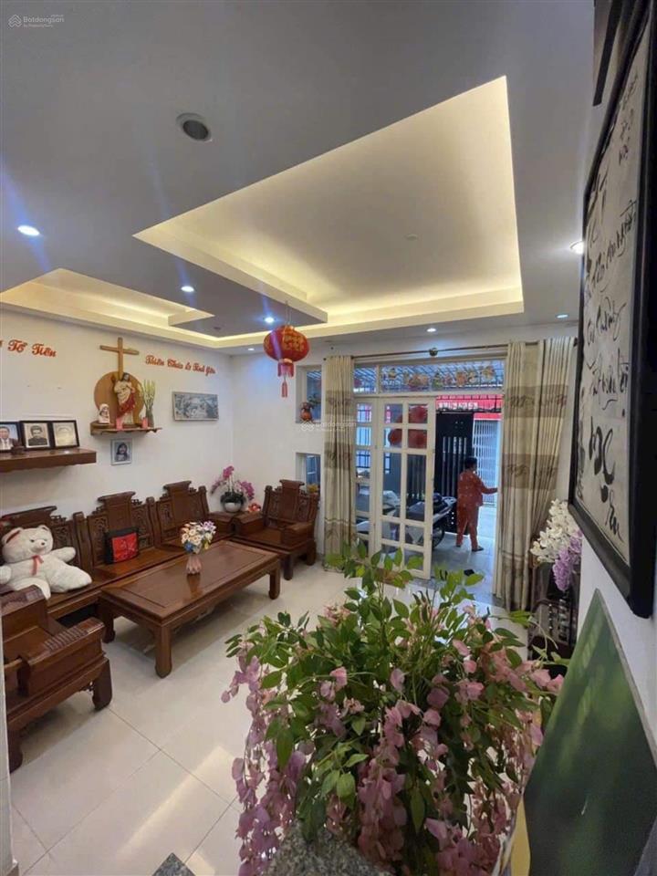 Nhà đẹp hẻm lớn đường cao văn lầu, quận 6 cho thuê 20tr/th, gần chợ bình tây dtcn 80,4m2 giá 3tỷ150