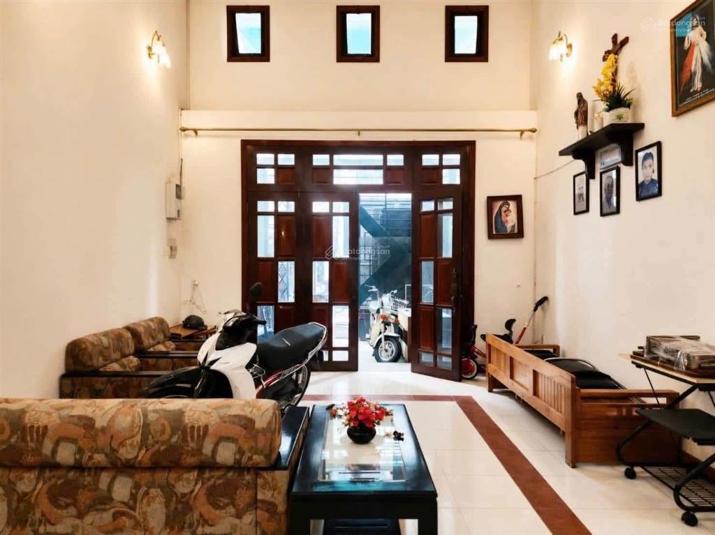 Bán nhà gần th châu văn liêm kết cấu 3 tầng 68m2 giá 2tỷ91 đường bửu đìnhquận 6 hiện cho thuê 19tr