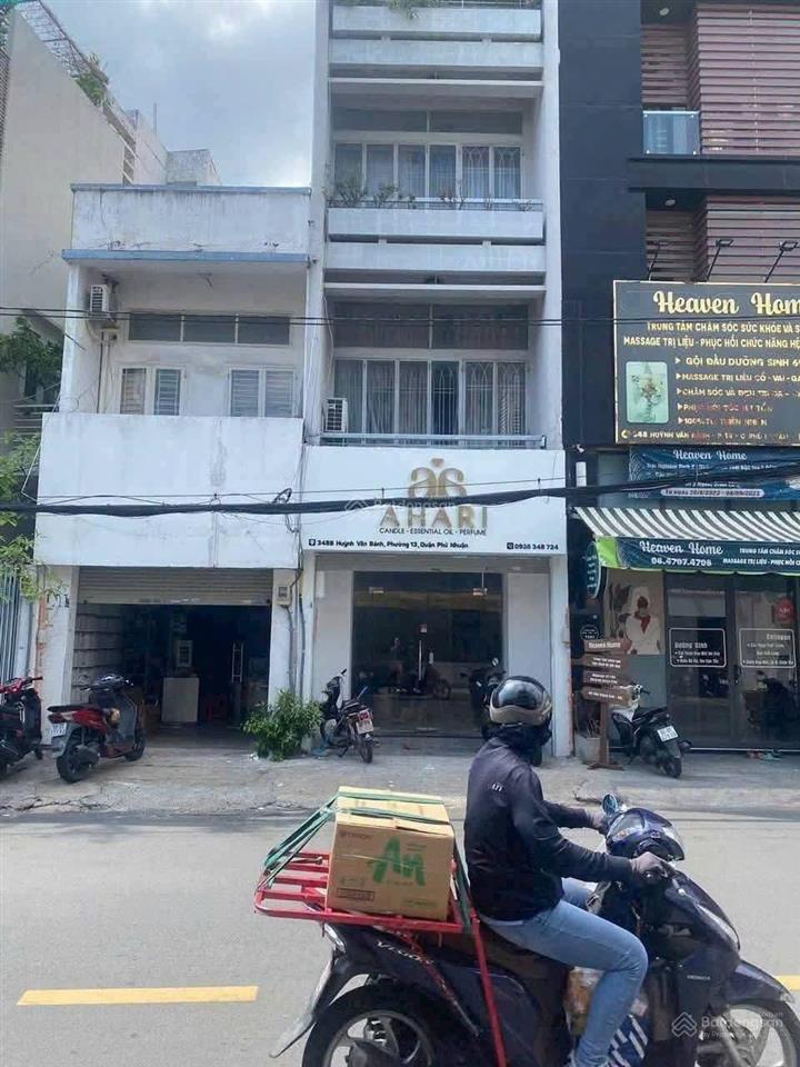 Bán gấp nhà mtkd huỳnh văn bánhphú nhuận cho thuê 24tr/th, dt 63,5m2 giá 4tỷ29 gần thpt hàn thuyên