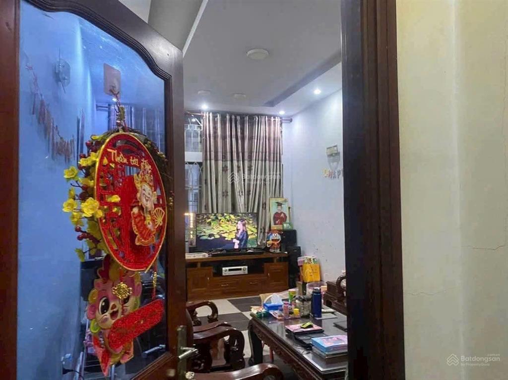 Bán gấp nhà mtkd huỳnh văn bánhphú nhuận cho thuê 24tr/th, dt 63,5m2 giá 4tỷ29 gần thpt hàn thuyên