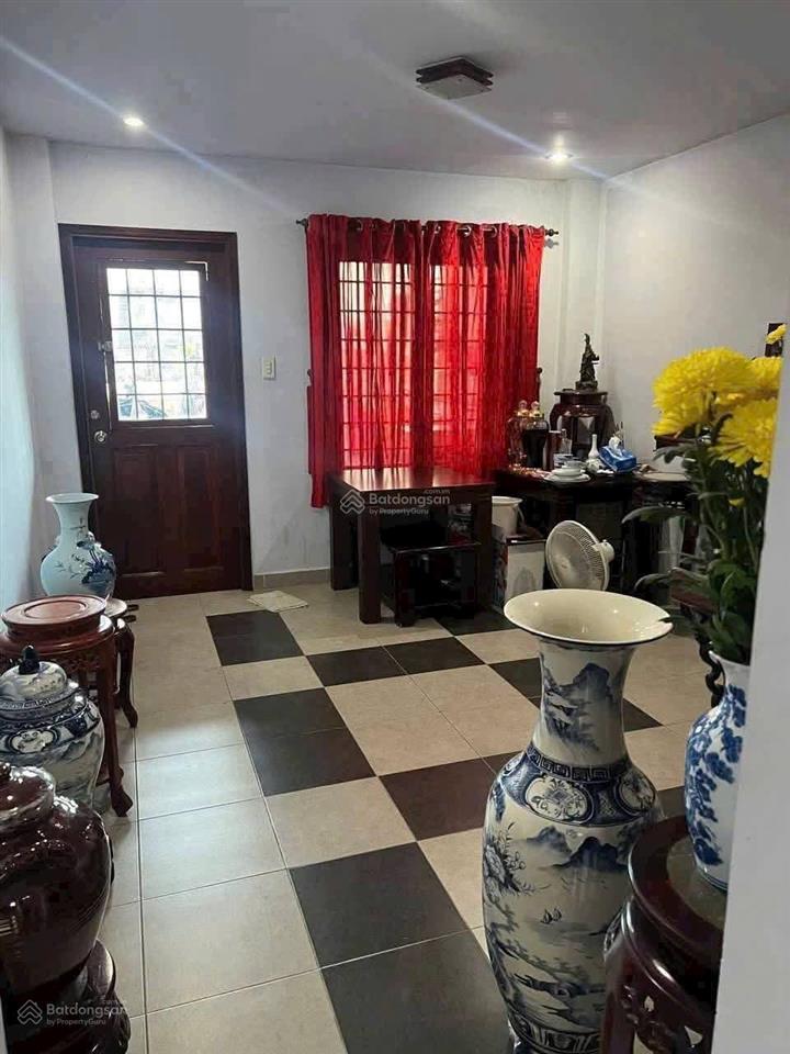 Bán gấp nhà mtkd huỳnh văn bánhphú nhuận cho thuê 24tr/th, dt 63,5m2 giá 4tỷ29 gần thpt hàn thuyên