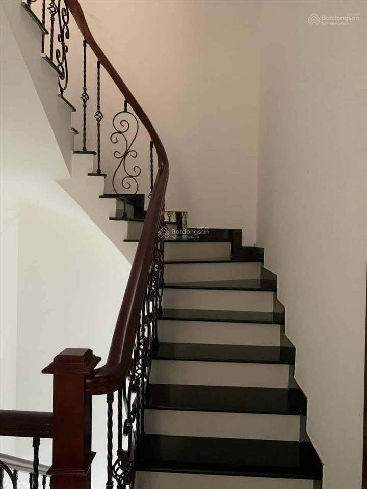 Bán nhà đang kinh doanh 25tr/th, nguyễn thiện thuậtquận 3 gần bệnh viện từ dũ dtcn 71m2