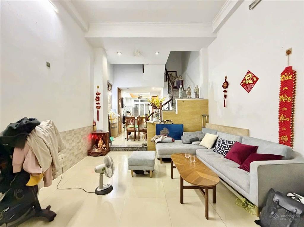 Nhà lê thị hồnggò vấp khu đồng bộ đẹp giá 2tỷ87 cách sân bay 5 phút dt 80 m2 đang sẵn hđ thuê 20tr