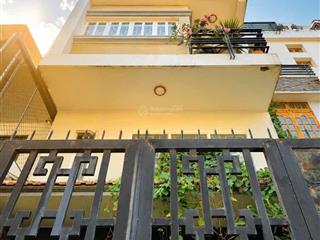 Bán nhà cách sân bay chỉ 5ph, đặng văn ngữphú nhuận giá 3tỷ89 diện tích 81m2, đang cho thuê 24tr/t
