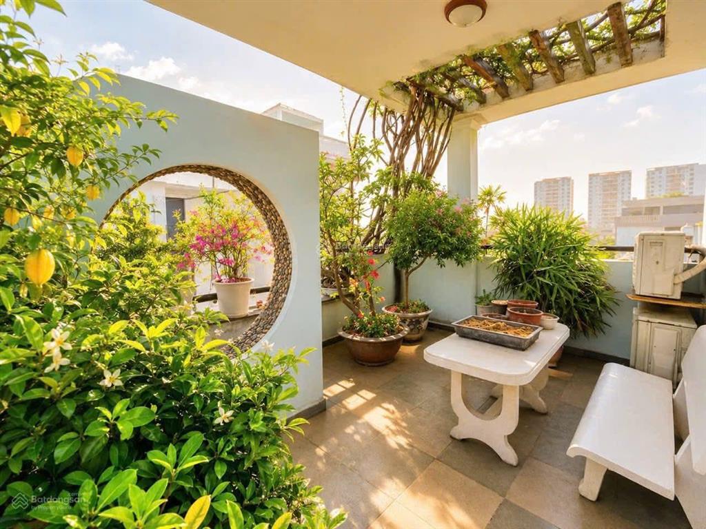 Bán nhà cách sân bay chỉ 5ph, đặng văn ngữphú nhuận giá 3tỷ89 diện tích 81m2, đang cho thuê 24tr/t