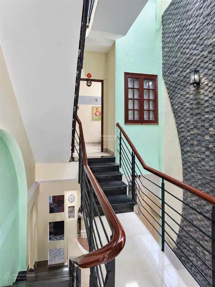 Bán nhà cách bệnh viện chợ rẫy 5ph, nguyễn ngọc lộcquận 10 giá 3tỷ89 dt ngang 4x21m, cho thuê 22tr