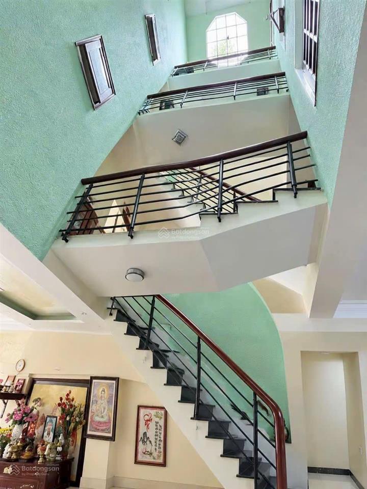 Bán nhà cách bệnh viện chợ rẫy 5ph, nguyễn ngọc lộcquận 10 giá 3tỷ89 dt ngang 4x21m, cho thuê 22tr