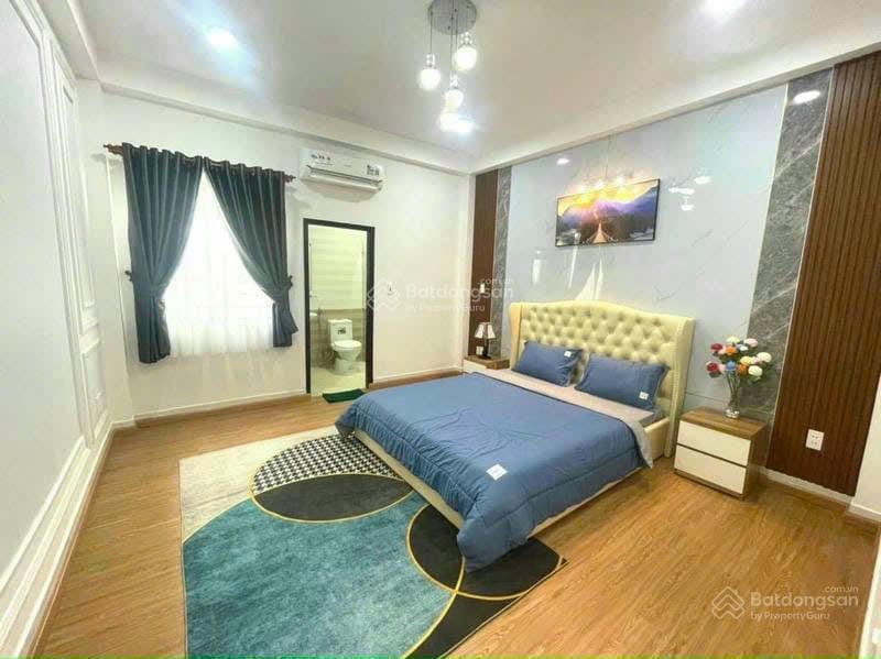 Chủ nhà bán gấp nhà 3tấm đường số 9thủ đức gần đại học luật 70m2 giá 7tỷ74 đang hợp đồng thuê 18tr
