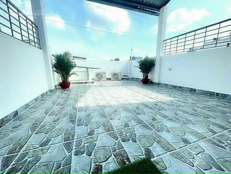 Chủ nhà bán gấp nhà 3tấm đường số 9thủ đức gần đại học luật 70m2 giá 7tỷ74 đang hợp đồng thuê 18tr