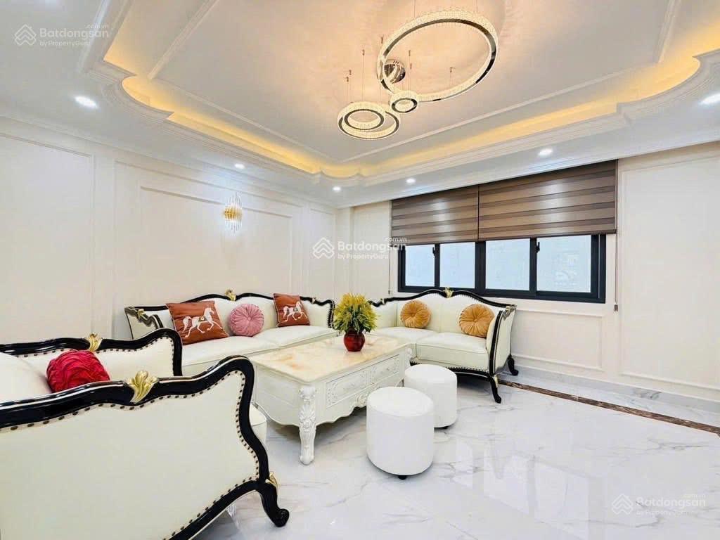 Bán nhà đi úc cho thuê 35tr. đường nguyễn thị minh khai  q.1. 98.5m2, gần thảo cầm viên