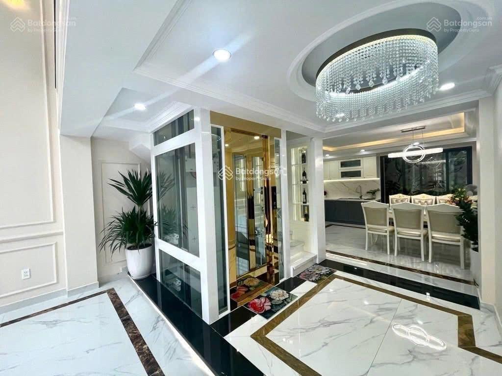 Bán nhà đi úc cho thuê 35tr. đường nguyễn thị minh khai  q.1. 98.5m2, gần thảo cầm viên