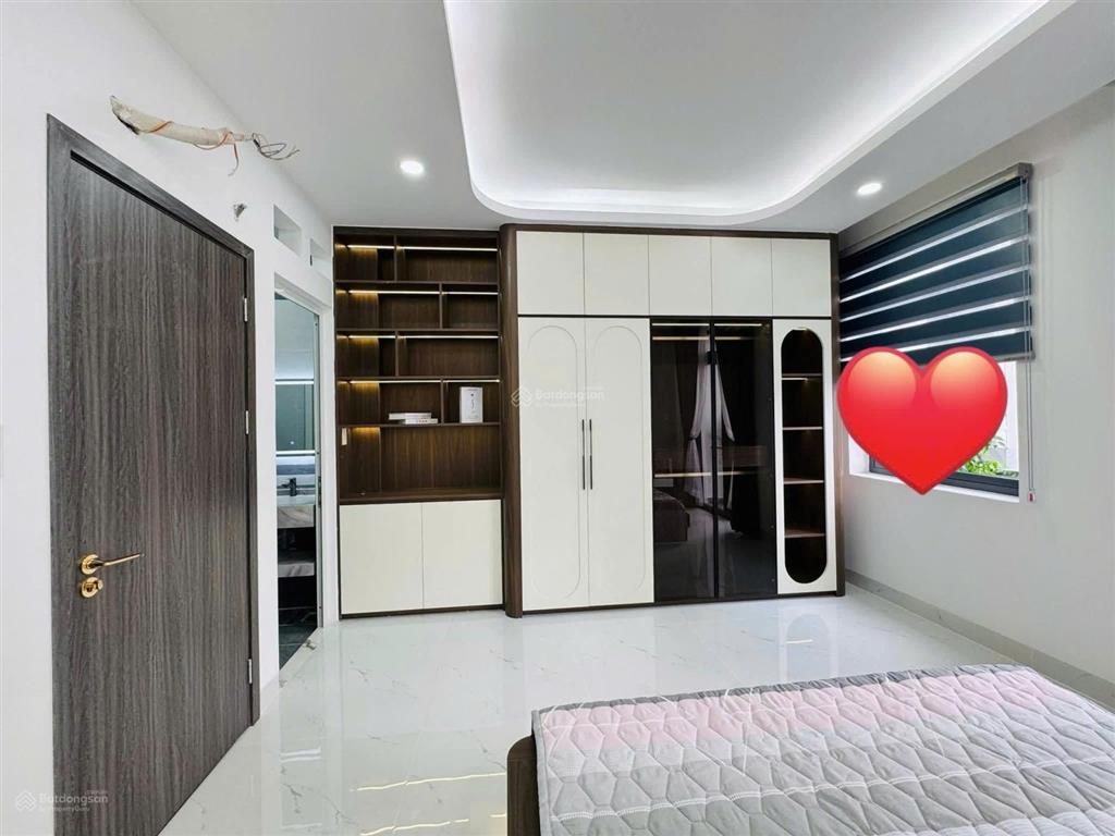 Chỉ 4tỷ050 có ngay căn nhà 81m2  đường vườn chuối  q. 3, cho thuê 27triệu, gần chợ vườn chuối