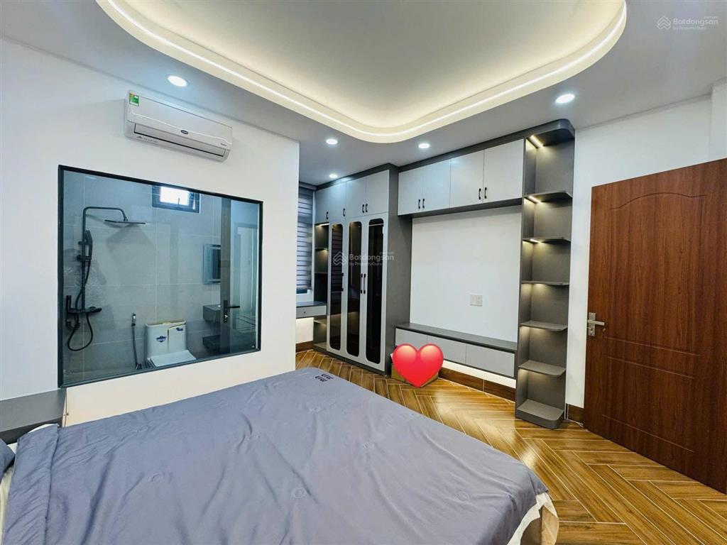 Tìm chủ cho căn nhà đang cho thuê 33tr  đường hai bà trưng  q.1, giá 5tỷ350/88m2, gần hồ con rùa
