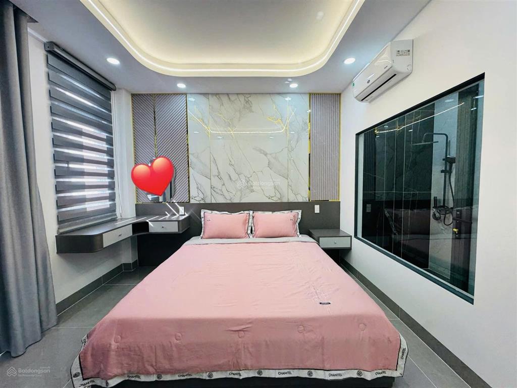 Tìm chủ cho căn nhà đang cho thuê 33tr  đường hai bà trưng  q.1, giá 5tỷ350/88m2, gần hồ con rùa
