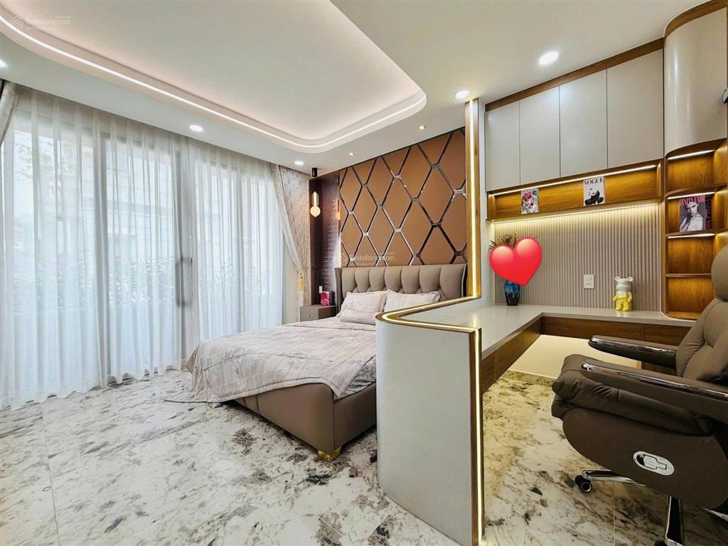 Giá 4tỷ270 sở hữu căn nhà 82m2 ngay trương định  quận 3, đang cho thuê 33triệu, gần bệnh viện mắt
