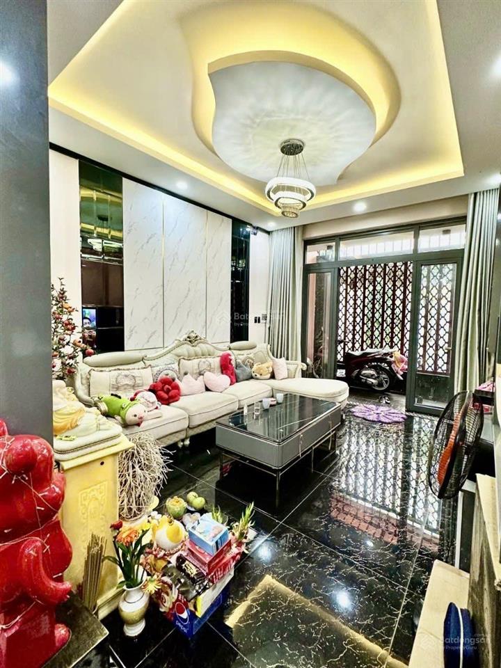 Chính chủ bán căn nhà cho thuê 30 triệu, đ. tân hải  tân bình. giá 4tỷ190/91m2, e. town cộng hòa