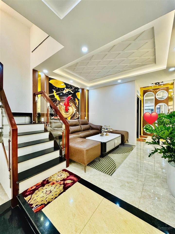 Bán nhà đang cho thuê 29triệu đường thạch thị thanh q.1, giá 4tỷ050/74m2, gần công viên lê văn tám