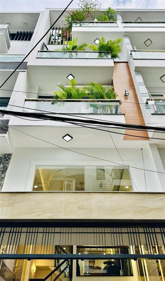 Bán nhà đang cho thuê 29triệu đường thạch thị thanh q.1, giá 4tỷ050/74m2, gần công viên lê văn tám