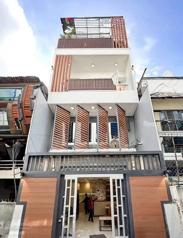 Khách cần nhà đẹp đang cho thuê 35 triệu, đ.tản viên  tân bình. giá 3tỷ050/73m2, ngay sân bay