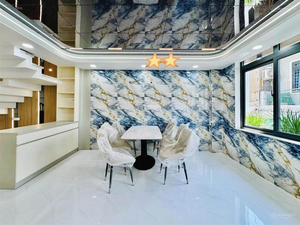 Tôi bán nhà đường 6 mét hòa hưng  quận 10, giá 3 tỷ 270/86,5m2, cho thuê 29tr, gần chợ hòa hưng