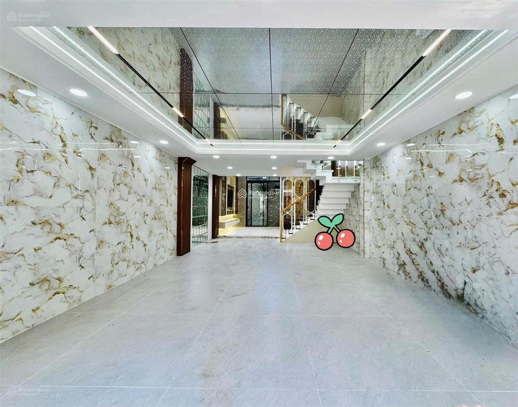 Tôi bán nhà đường 6 mét hòa hưng  quận 10, giá 3 tỷ 270/86,5m2, cho thuê 29tr, gần chợ hòa hưng