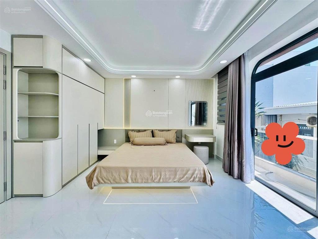 Tôi bán nhà đường 6 mét hòa hưng  quận 10, giá 3 tỷ 270/86,5m2, cho thuê 29tr, gần chợ hòa hưng