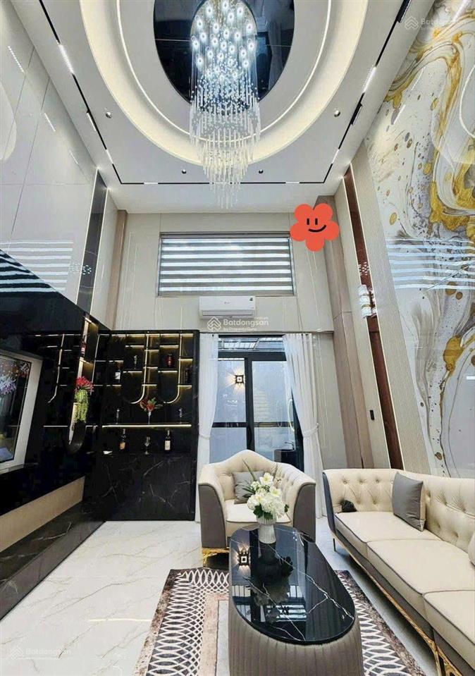Siêu phẩm nhà phố đường ôtô đinh công tráng quận 1, giá 5tỷ830/90m2,cho thuê 35tr,gần chợ tân định