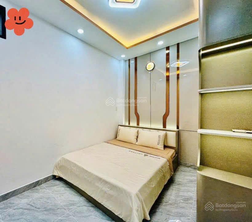 Chính bán nhà bùi thị xuân tân bình. giá 2tỷ990/68,5m2, cho thuê 20triệu.gần vòng xoay lăng cha cả