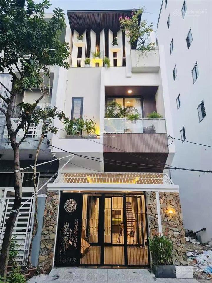 Chú út bán nhà nguyễn văn mai  quận 3. giá 3tỷ990/74.9m2 đang cho thuê 20triệu. gần chợ tân định