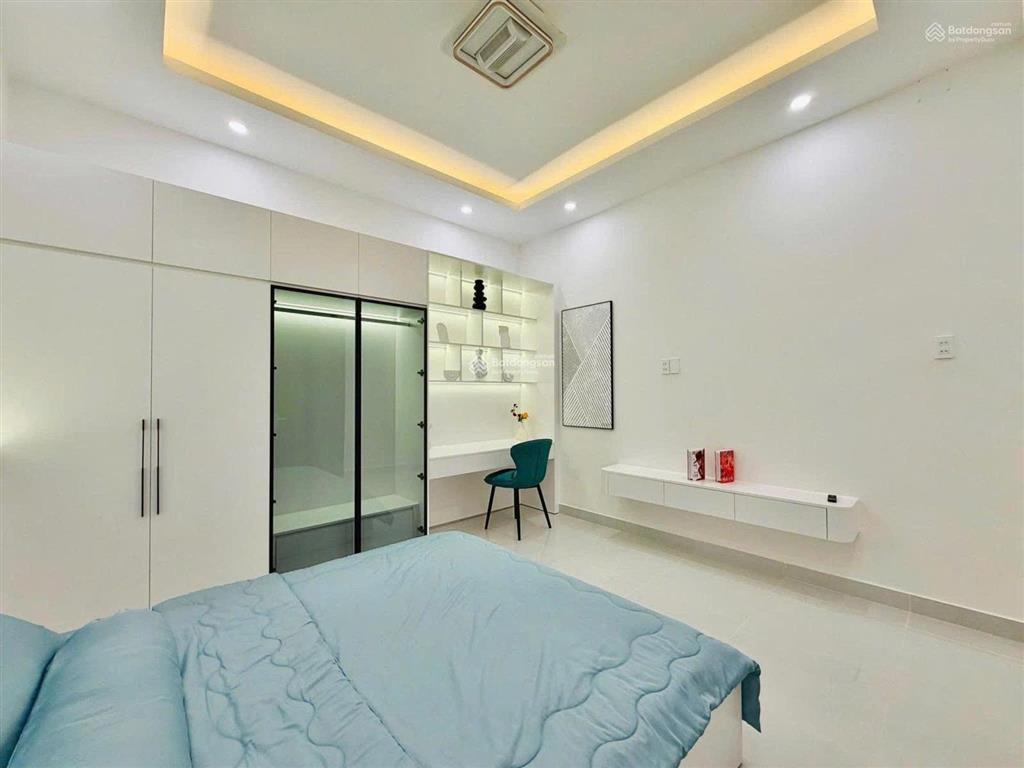 Siêu phẩm lâm văn bền  quận 7. giá 3tỷ280/72,8m2, đang cho thuê 23triệu. gần cầu tân thuận