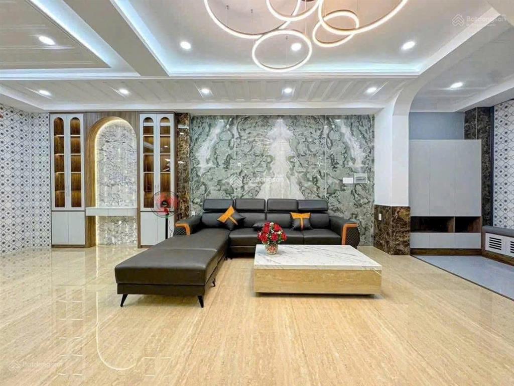 Siêu phẩm nhà cô giang  phú nhuận. giá 3 tỷ 250/72,8m2, đang cho thuê 23 triệu. gần chợ phú nhuận