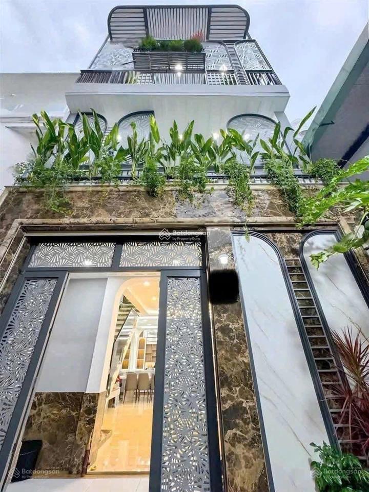 Siêu phẩm nhà cô giang  phú nhuận. giá 3 tỷ 250/72,8m2, đang cho thuê 23 triệu. gần chợ phú nhuận