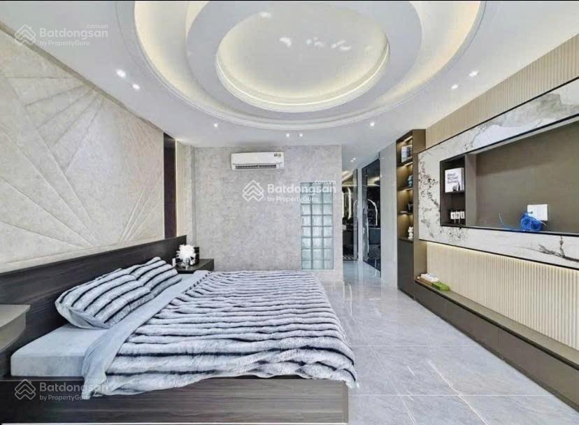 Bán nhà đường ô tô hiệp bình  thủ đức. gần gigamall. giá 2 tỷ 550 / 70,3m2, cho thuê 20 triệu