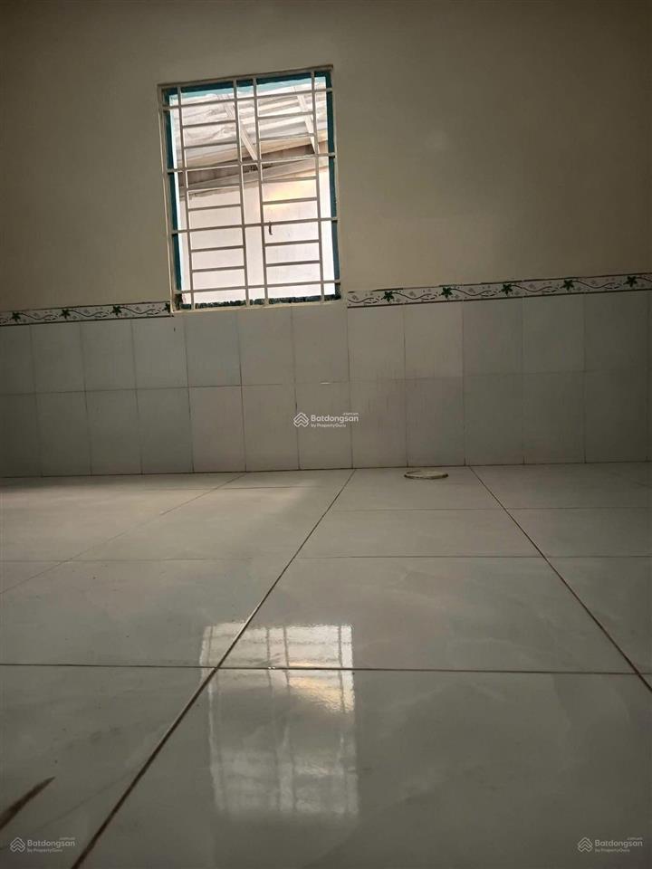 Bán dãy 8 phòng trọ ngay linh xuân q.9. giá 5tỷ900/120m2, đang cho thuê 29tr. ngay đh kinh tế luật