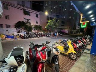 Cần bán tòa nhà 3 tầng 290m2 full thổ cư trung tâm chí linh 1 ngang 16m giá tốt