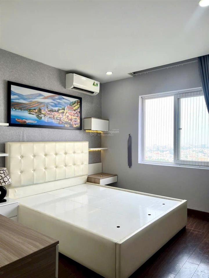 Siêu phẩm dic phoenix a 2 phòng ngủ 76m2 tầng cao view hồ cực đẹp chỉ 3,4 tỷ