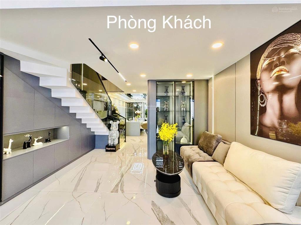 Bán gấp nhà đường lý văn phức, phường tân định q1. giá 5tỷ1/91,8m2 gần chợ tân định. cho thuê 38tr