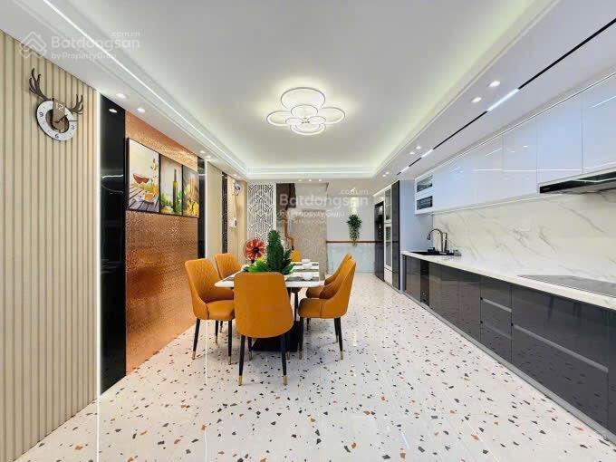 Bán nhà đường xe hơi trần khắc chân  quận 1. giá 5tỷ29/78,5m2 gần chợ tân định. đang cho thuê 32tr