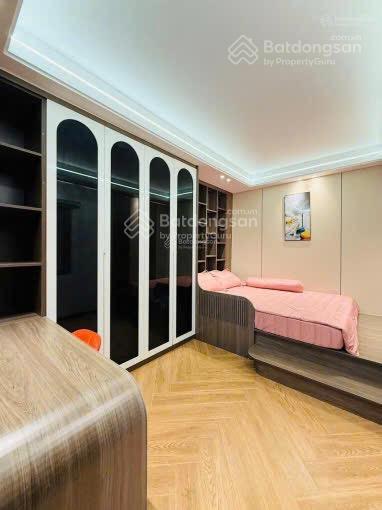 Bán nhà đường xe hơi trần khắc chân  quận 1. giá 5tỷ29/78,5m2 gần chợ tân định. đang cho thuê 32tr