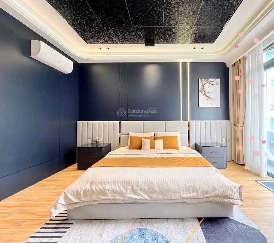 Bán nhà chính chủ đường nguyễn văn thủ quận 1. giá 4tỷ9/95,4m2 thông điện biên phủ. cho thuê 35tr