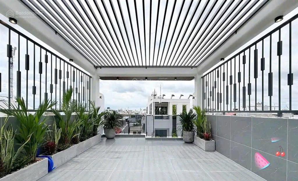 Bán nhà chính chủ đường nguyễn văn thủ quận 1. giá 4tỷ9/95,4m2 thông điện biên phủ. cho thuê 35tr