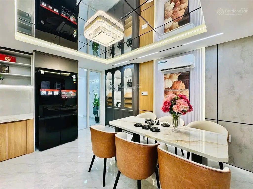 Bán nhà chính chủ thạch thị thanh, p. tân định q1. giá 4tỷ6/83,5m2 gần chợ tân định. cho thuê 32tr