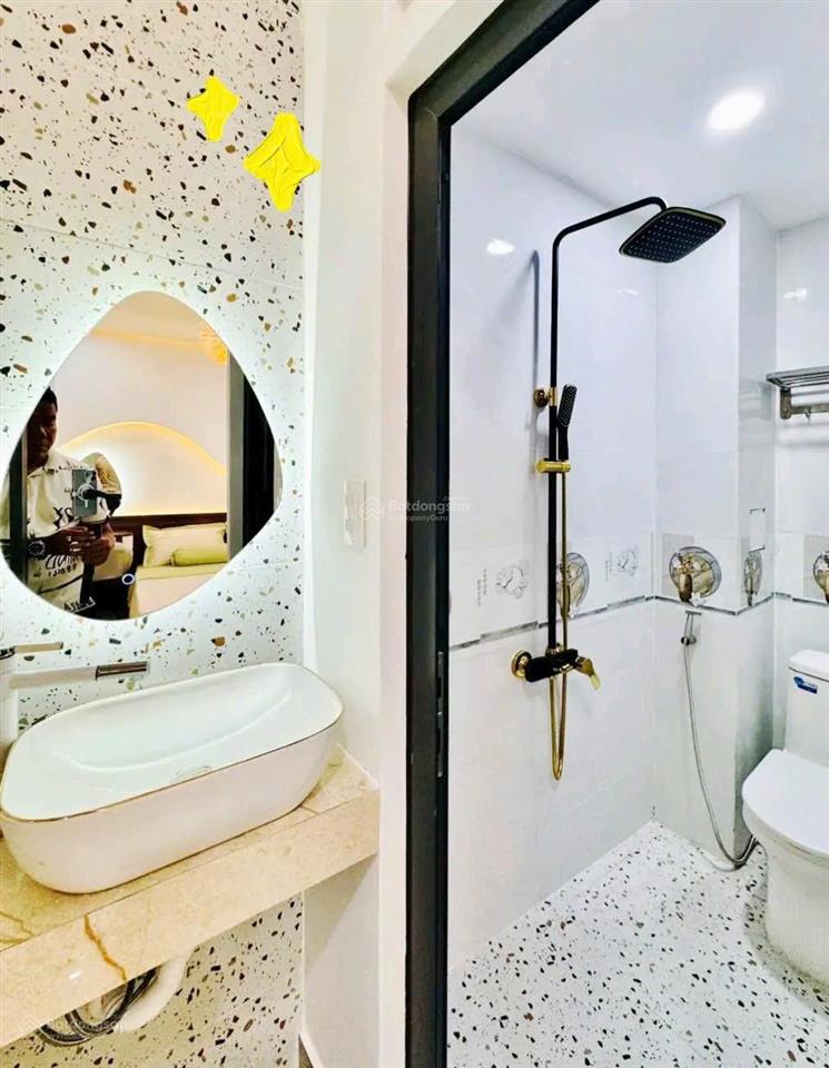 Bán nhà đang cho thuê 25triệu/tháng đường huỳnh mẫn đạt p19 bình thạnh. 3tỷ56/84m2 gần chợ thị nghè